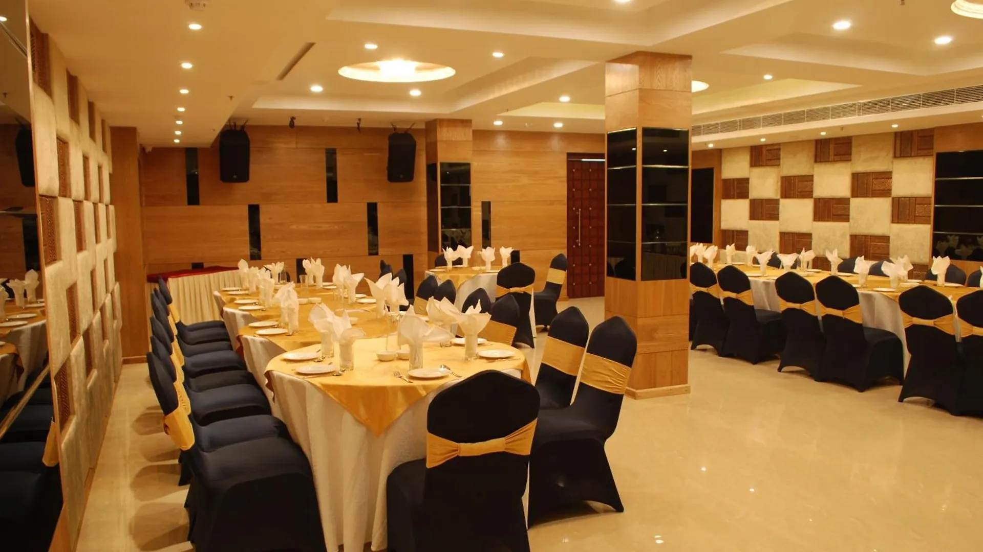 Glades Hotel Mohali
