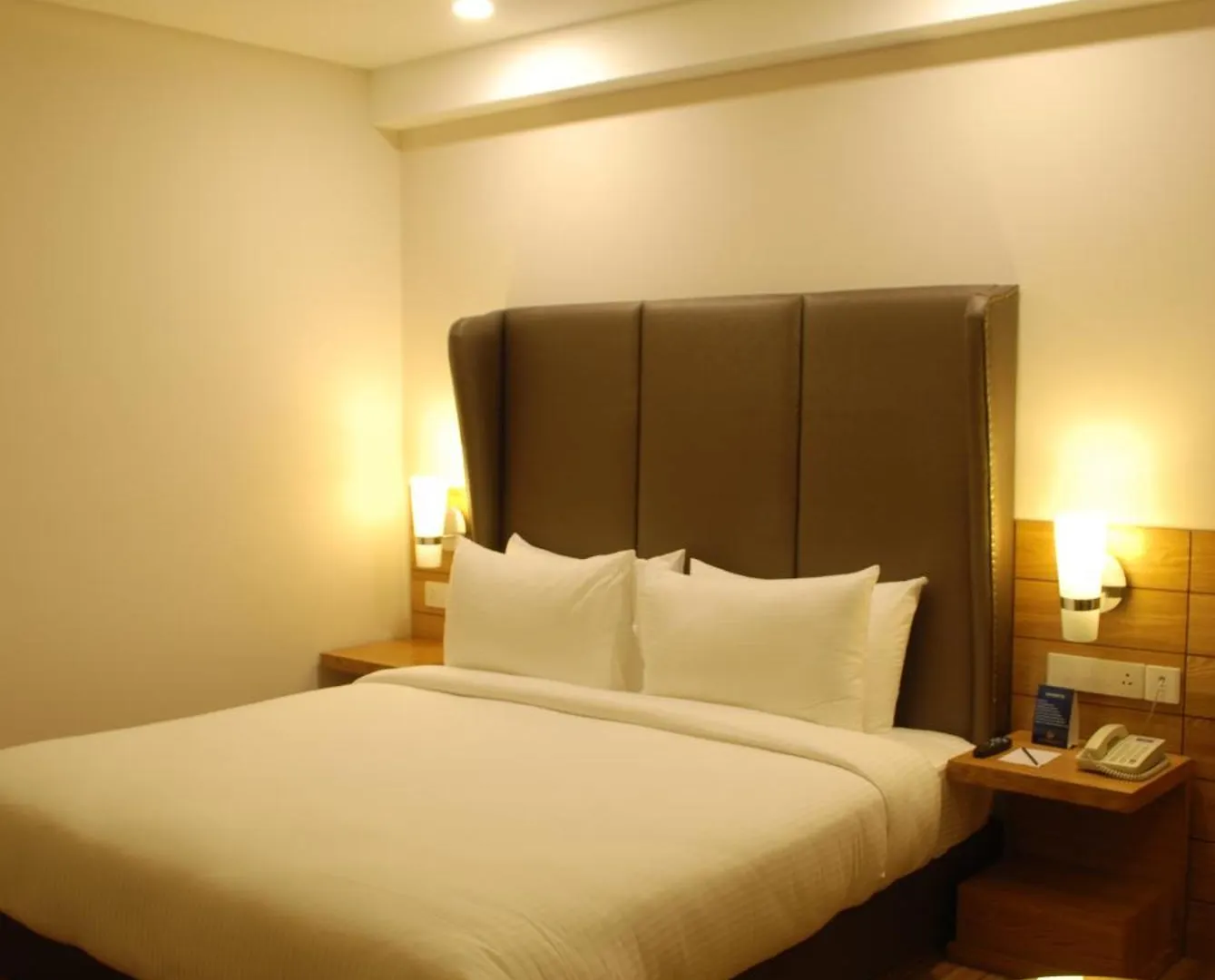 Glades Hotel Mohali 3*, Chandigarh