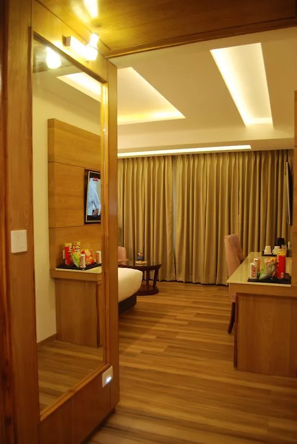 Glades Hotel Mohali