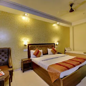 Diamond Hotel